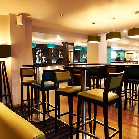 Holiday Inn Express Manchester Airport By Ihg Ringway Экстерьер фото