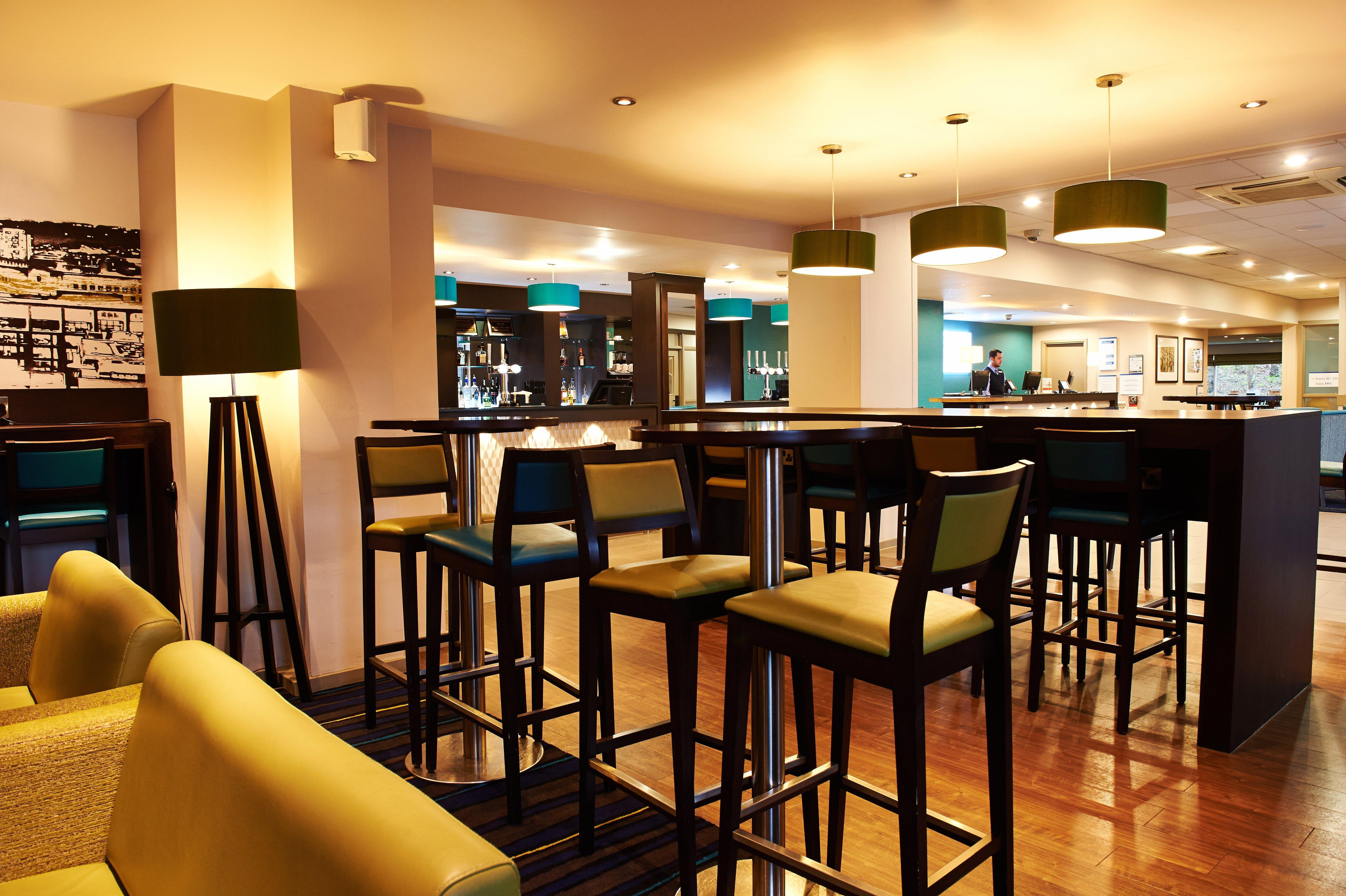 Holiday Inn Express Manchester Airport By Ihg Ringway Экстерьер фото