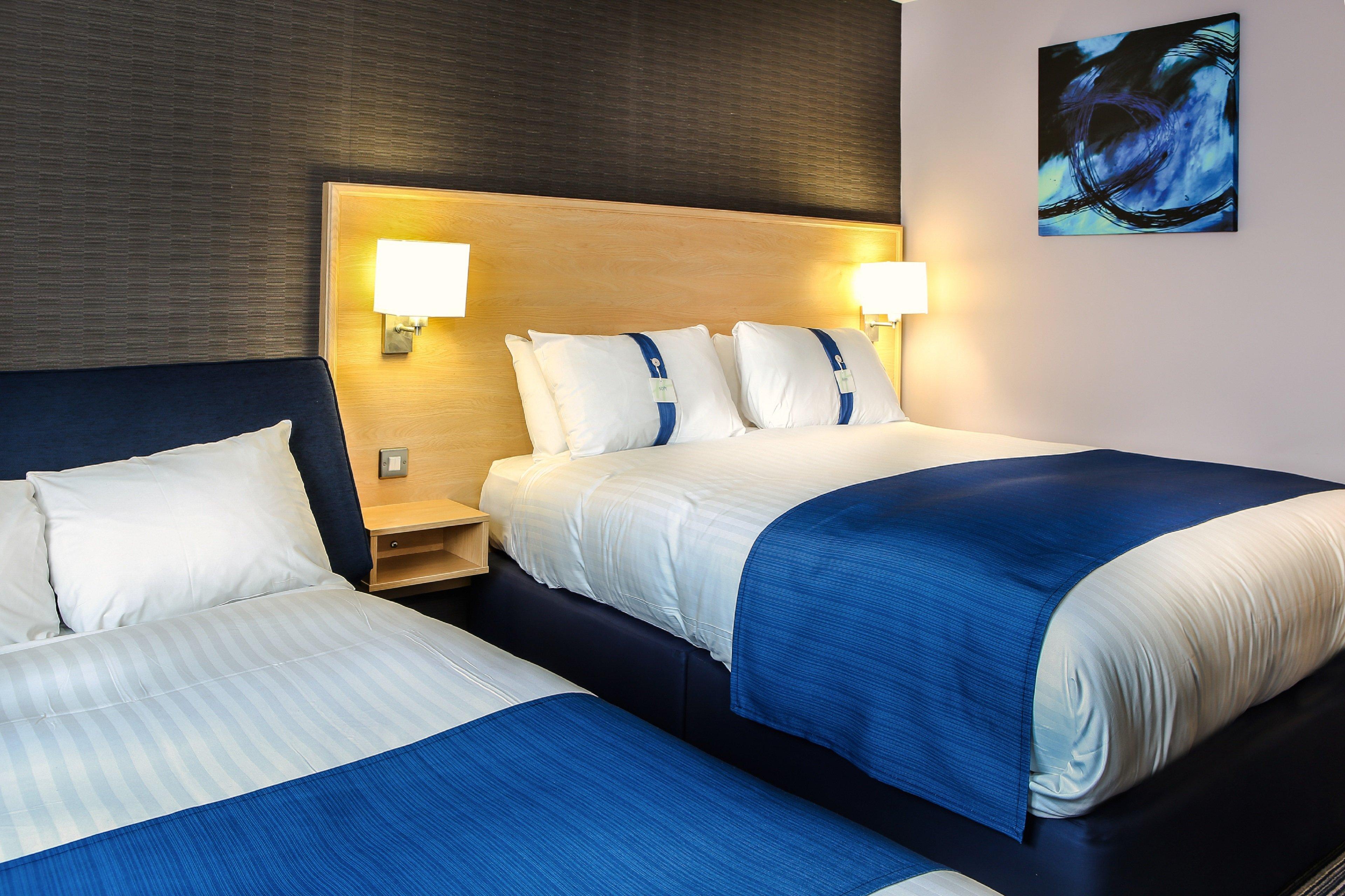 Holiday Inn Express Manchester Airport By Ihg Ringway Экстерьер фото