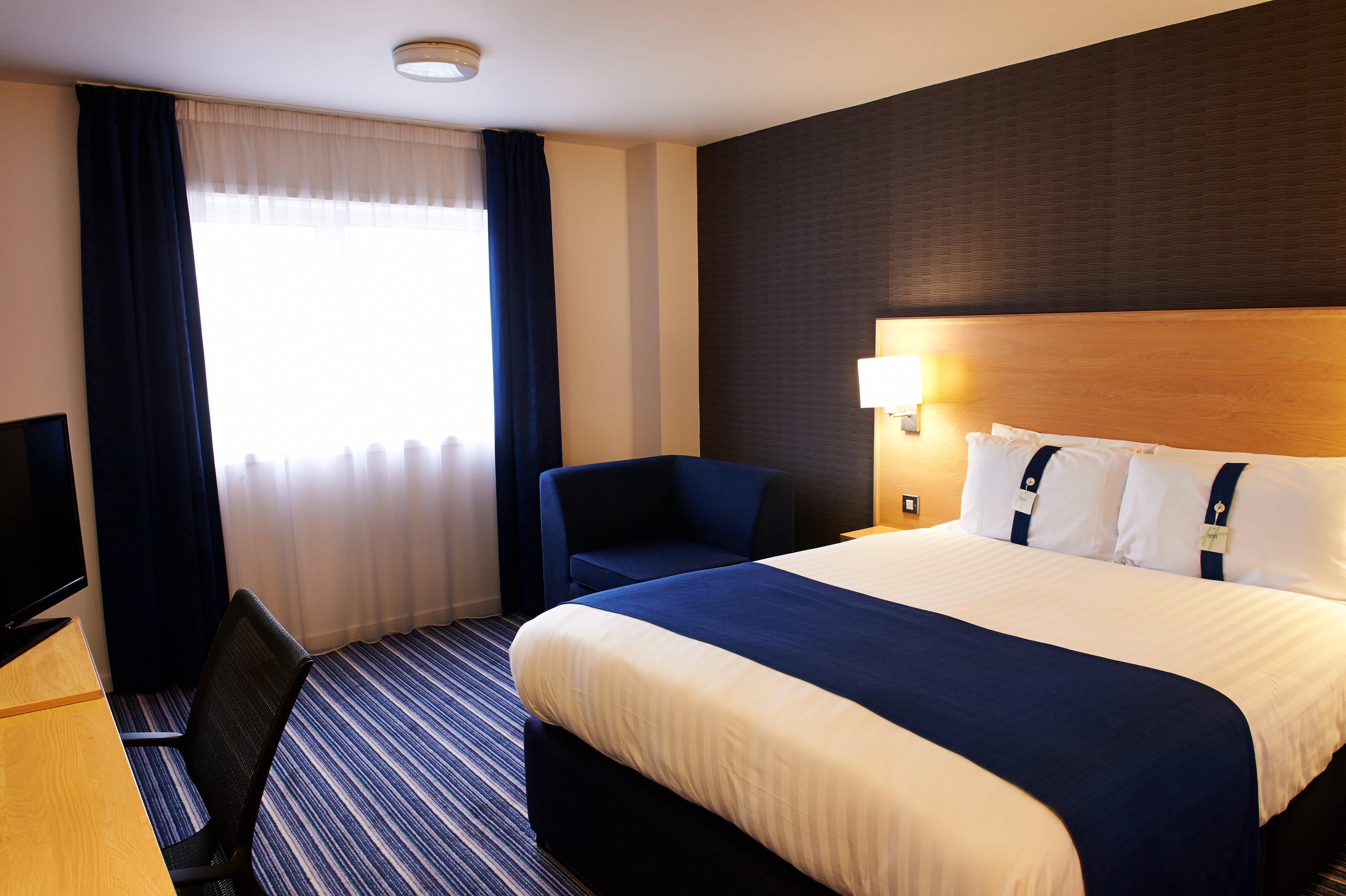 Holiday Inn Express Manchester Airport By Ihg Ringway Экстерьер фото